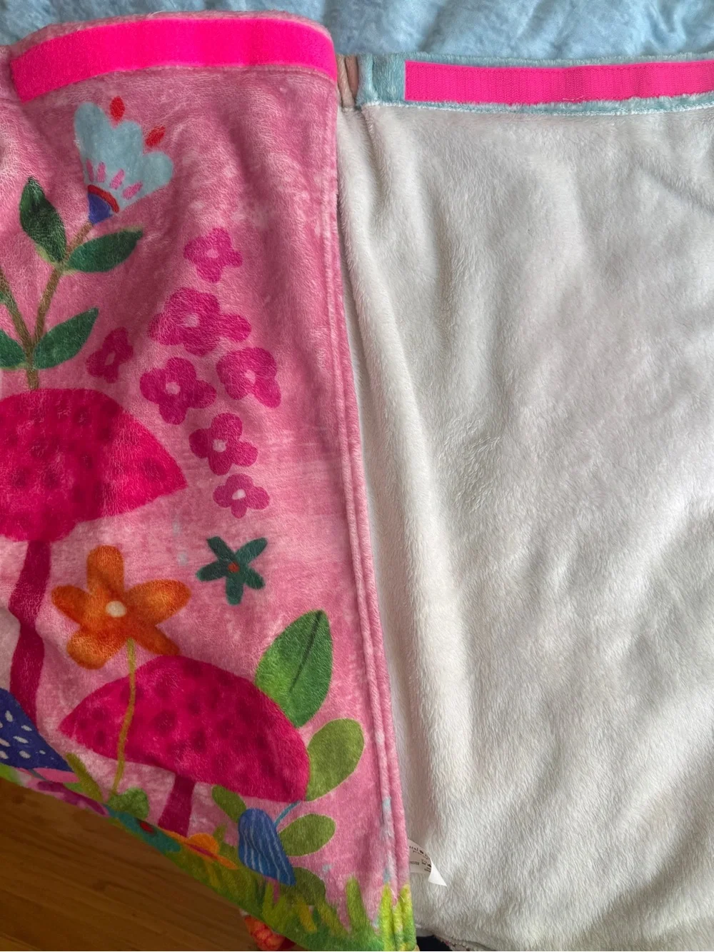 NATURAL LIFE Towel Wrap L/XL Vibrant Multicolor Ruffle-Hem Mushrooms